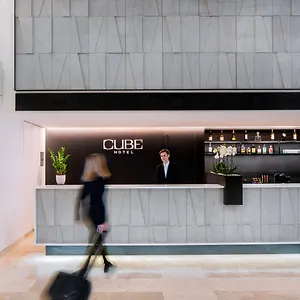 Cube Ξενοδοχείο