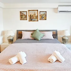  Apartment Brevnov